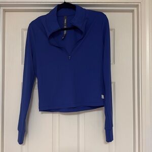Cropped Vuori quarter zip, size XL